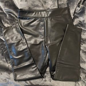 Leith by Nordstrom Black Faux Leather Cigarette Ankle Side Zip Medium Pants